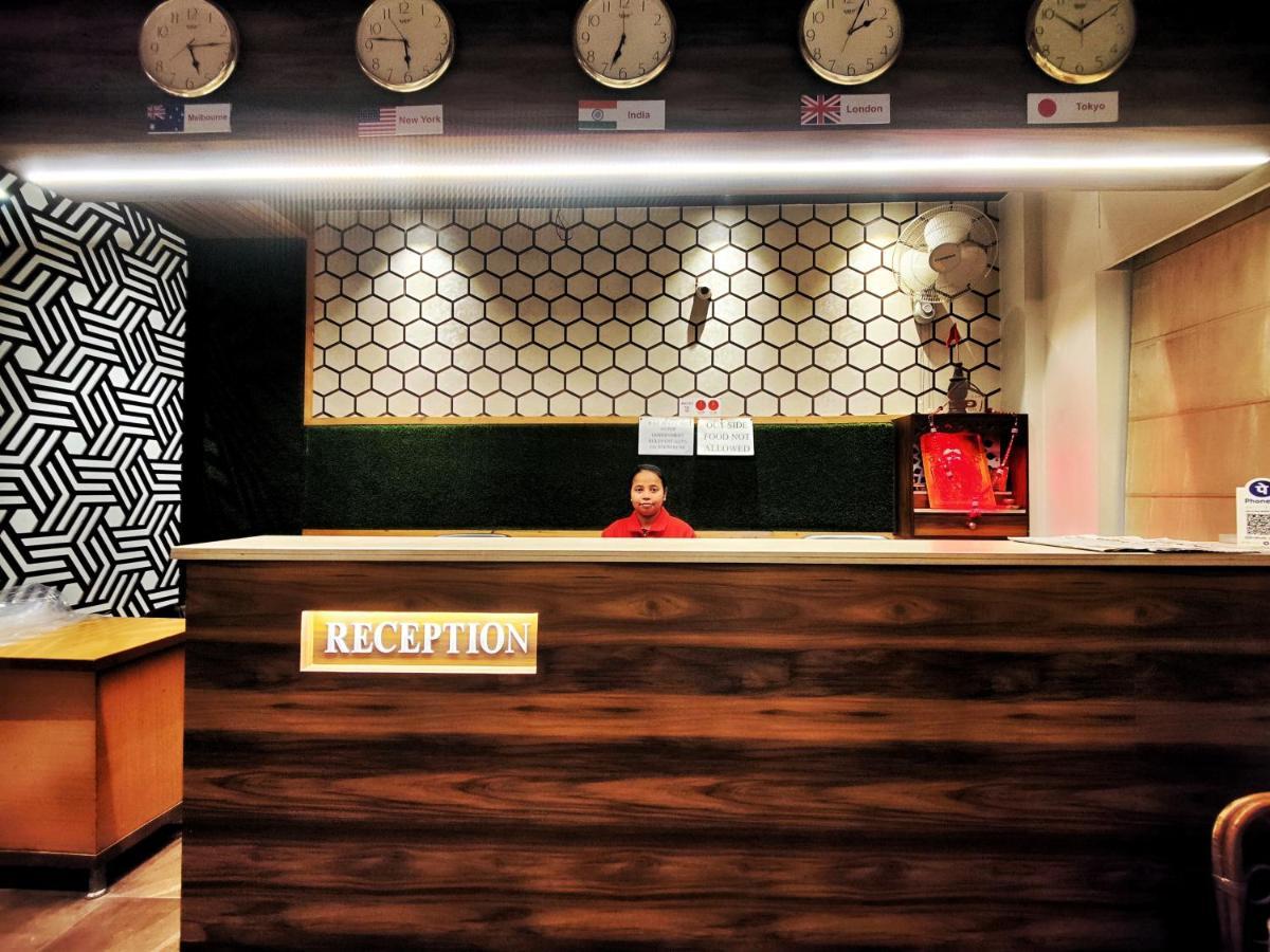 Hotel 21 Next To Chd Railway Station Chandīgarh エクステリア 写真