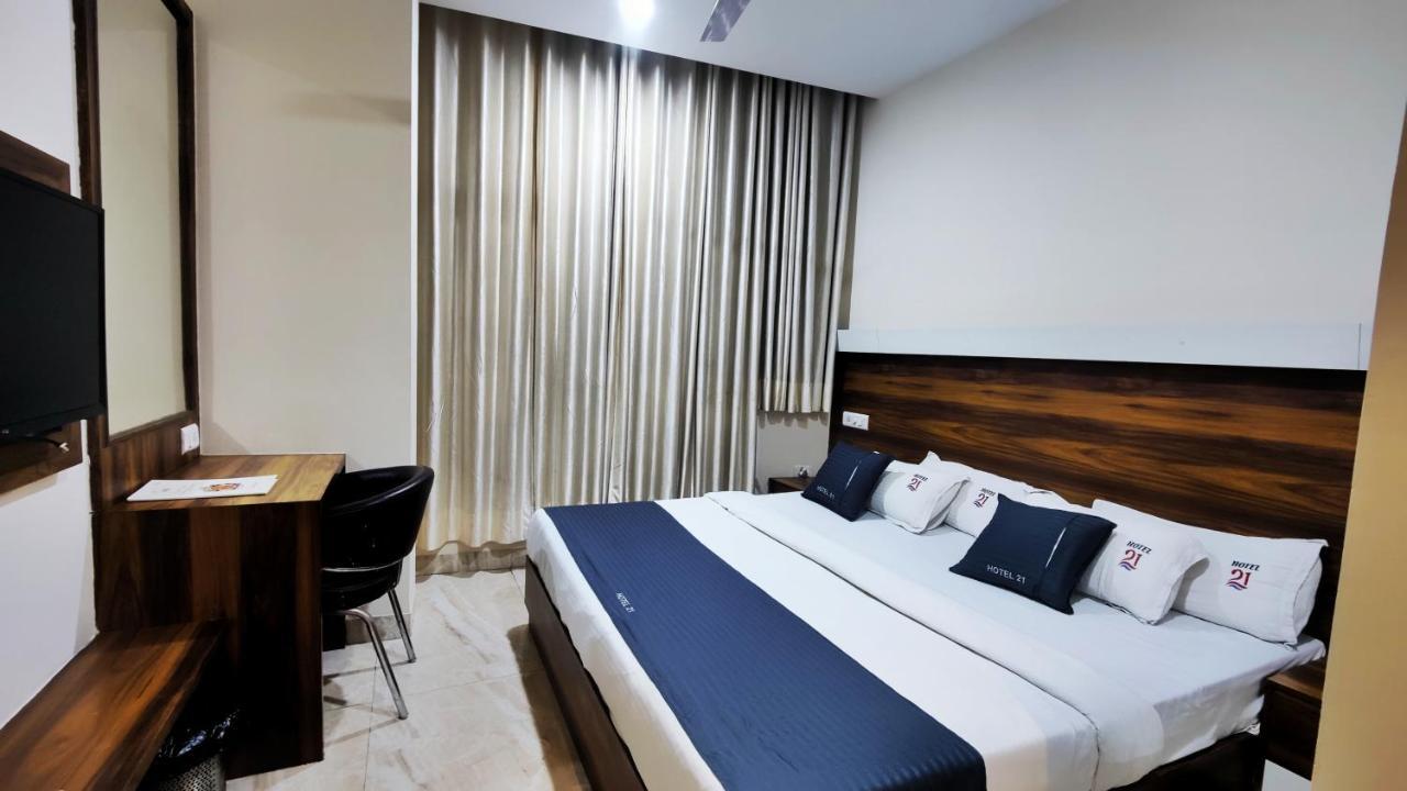 Hotel 21 Next To Chd Railway Station Chandīgarh エクステリア 写真